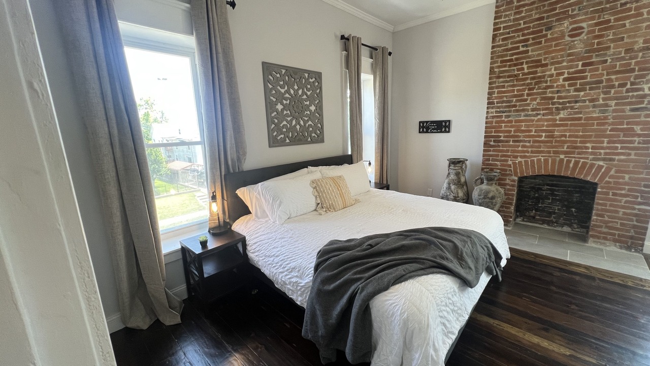 Photo of Bedroom in St. Louis