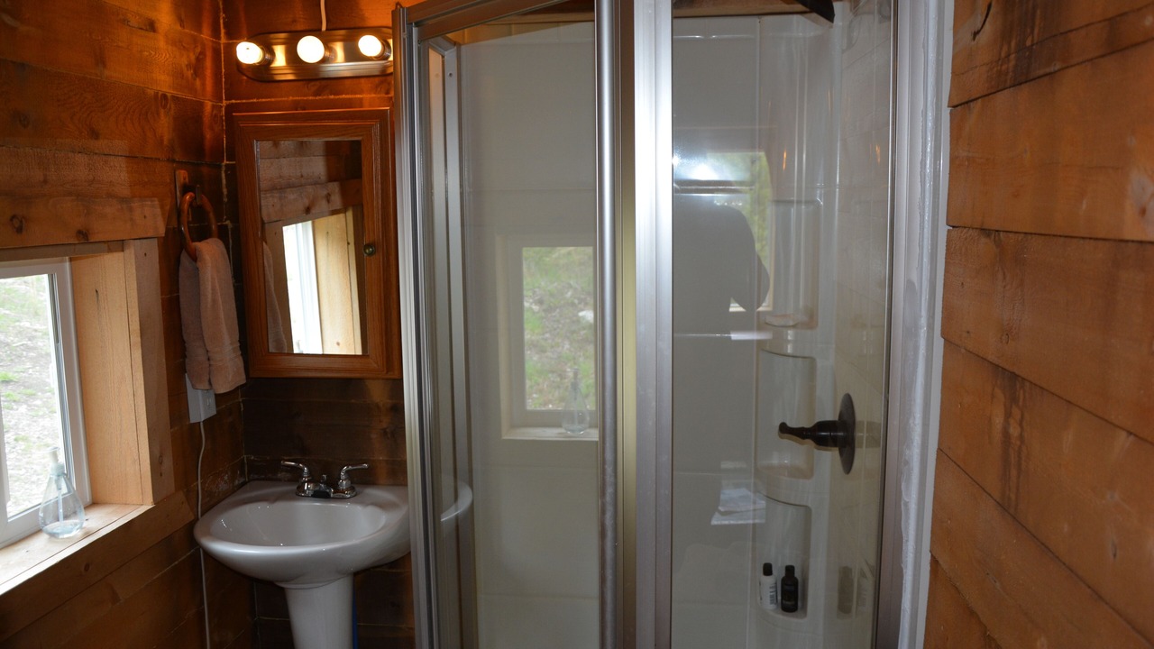 Photo of Bathroom in Cooke City-Silver Gate