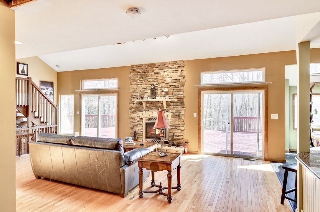 Photo of Livingroom in Bushkill