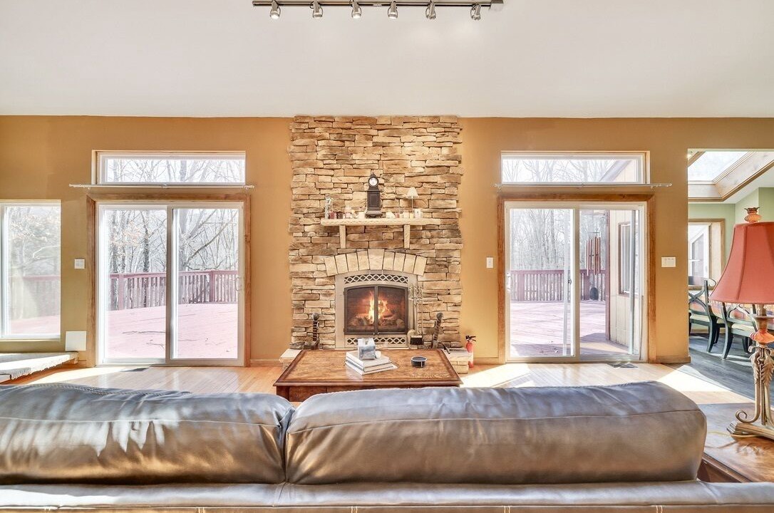 Photo of Livingroom in Bushkill