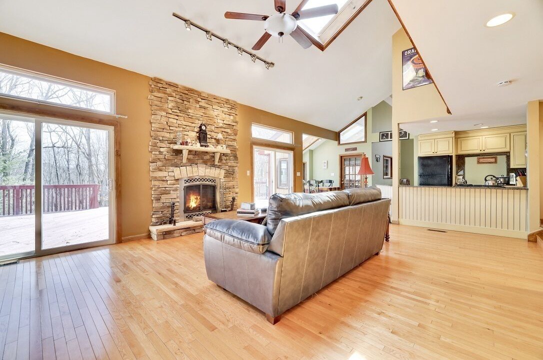 Photo of Livingroom in Bushkill