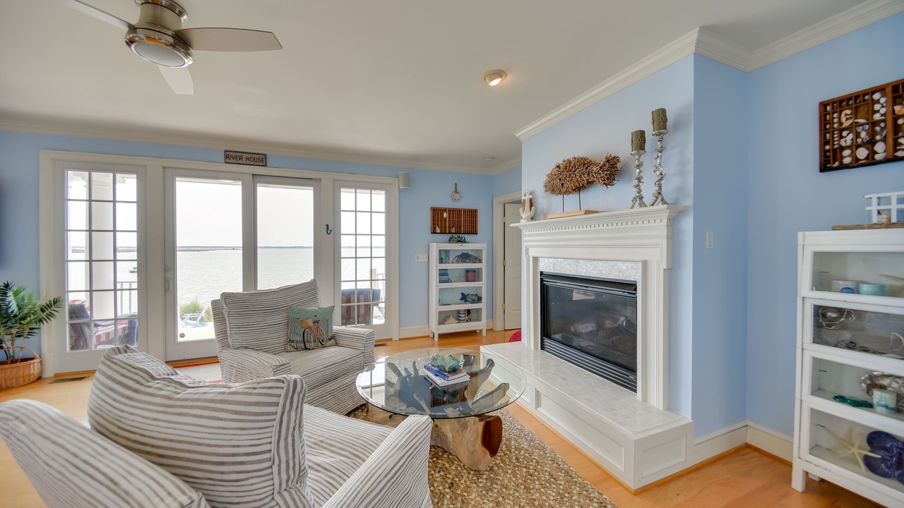 Photo of Bedroom in White Stone