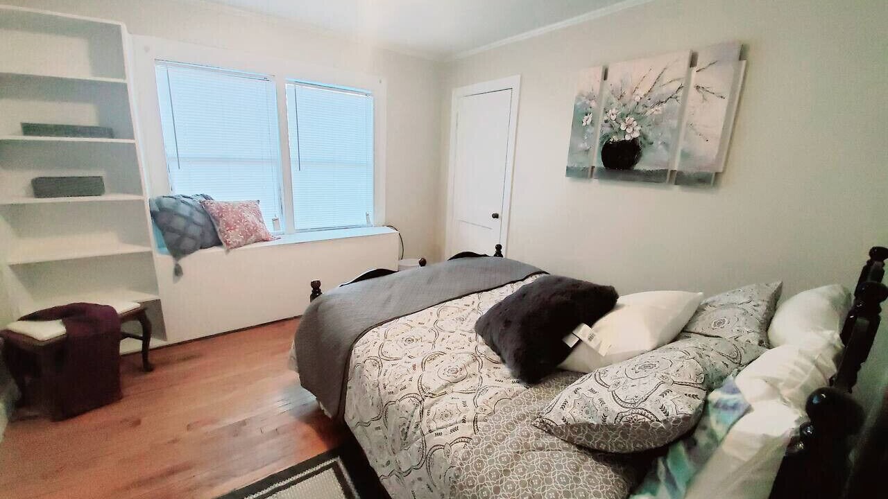 Photo of Bedroom in Pine Bluff