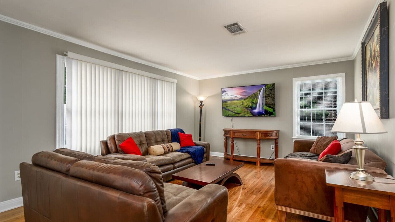 Photo of Livingroom in Pine Bluff