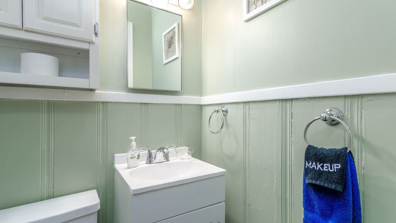 Photo of Bathroom in Pine Bluff