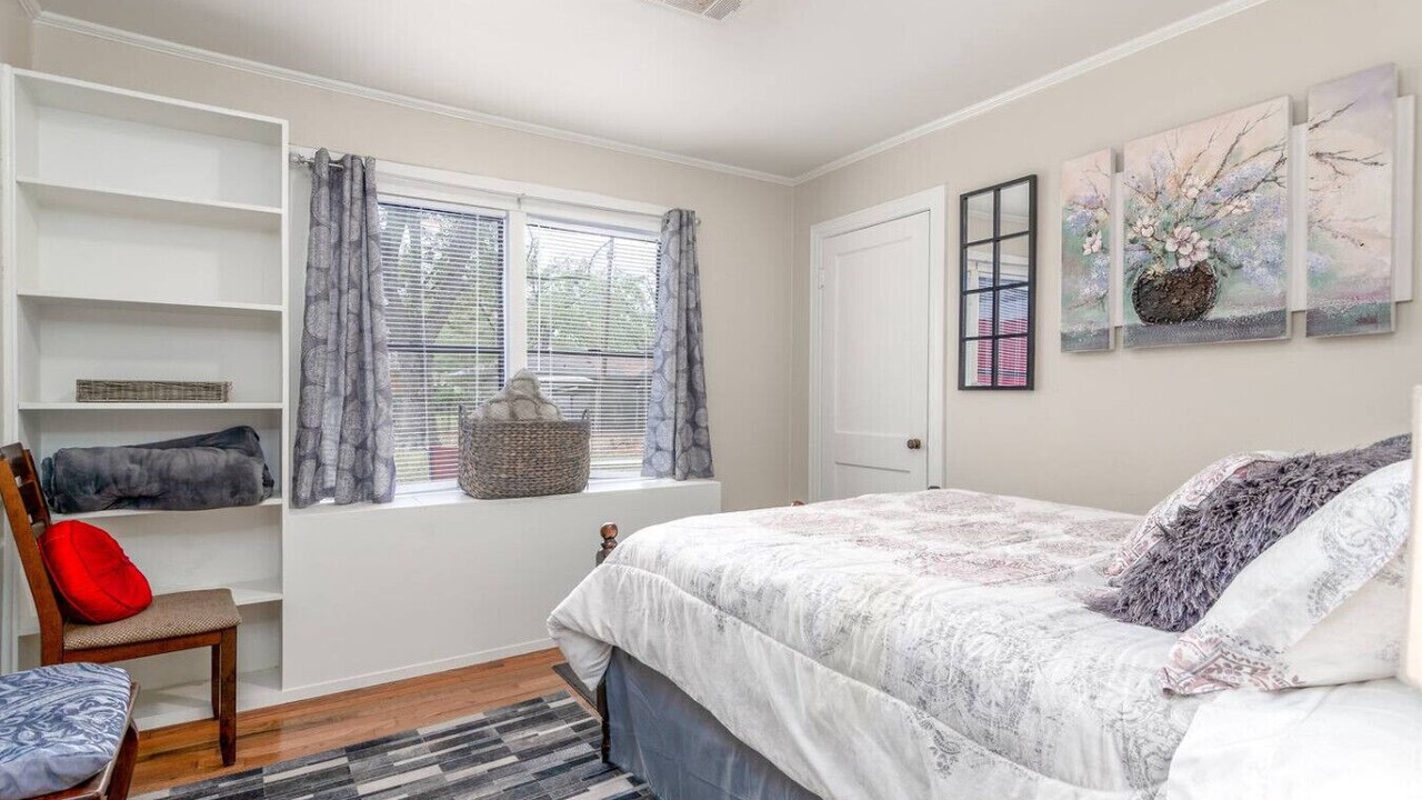 Photo of Bedroom in Pine Bluff