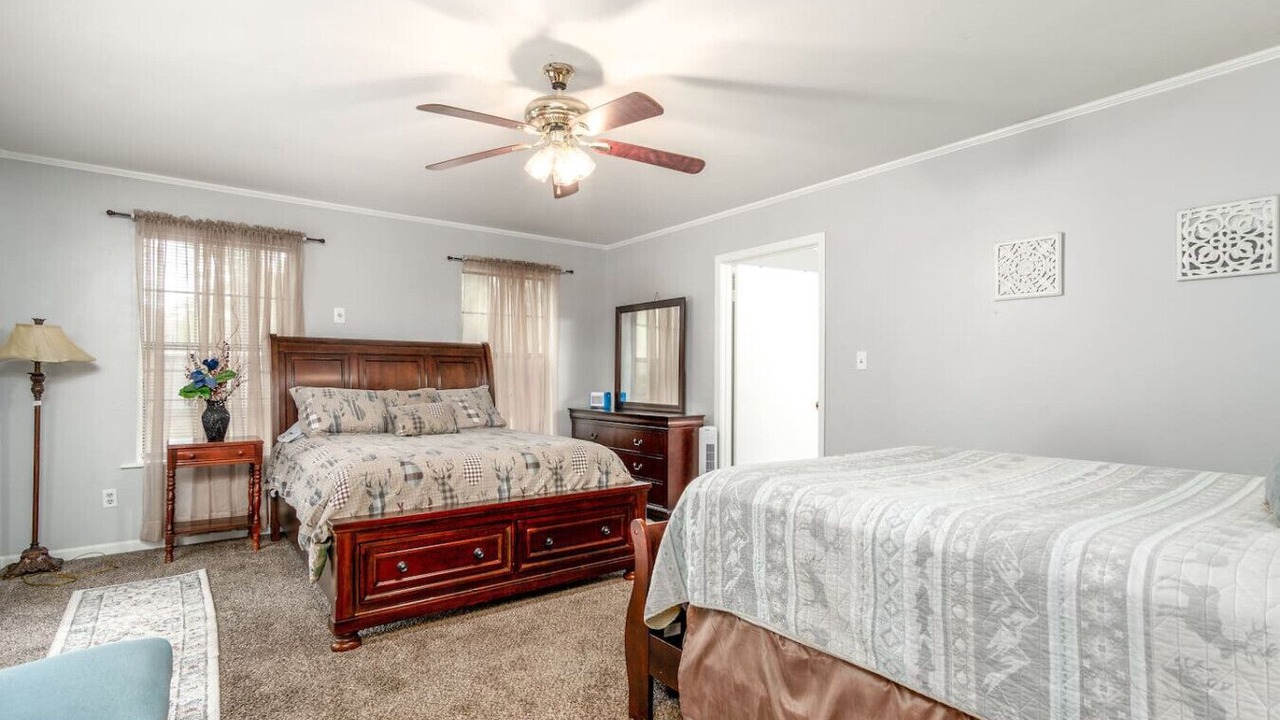 Photo of Bedroom in Pine Bluff