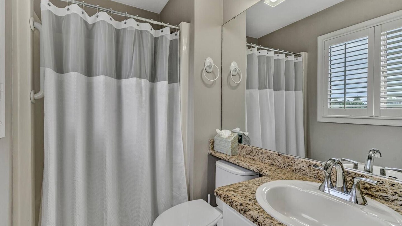 Photo of Bathroom in North Shore