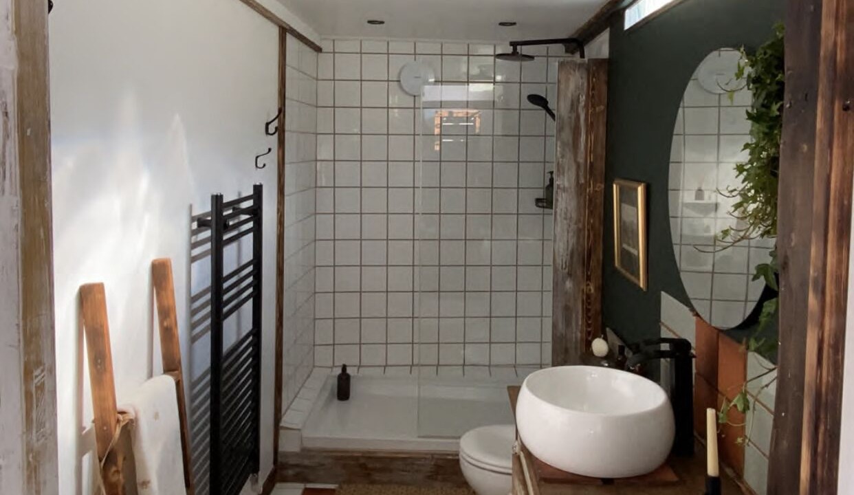 Photo of Bathroom in Alloa