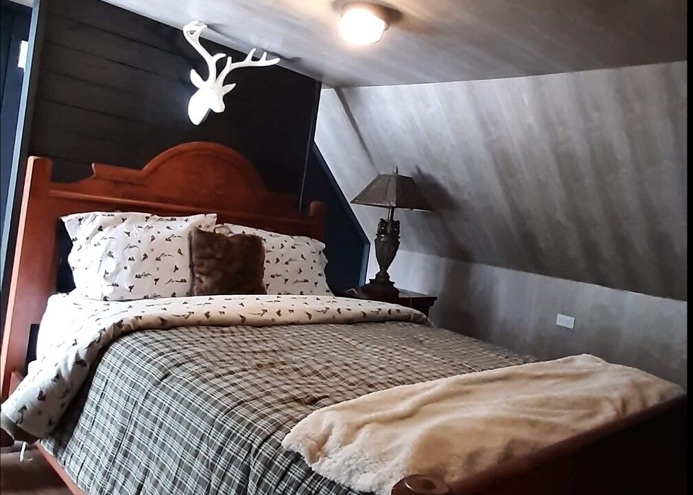 Photo of Bedroom in Saint-Etienne-de-Lauzon
