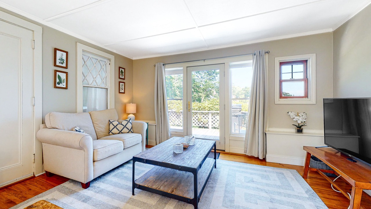 Photo of Livingroom in Manchester-by-the-Sea