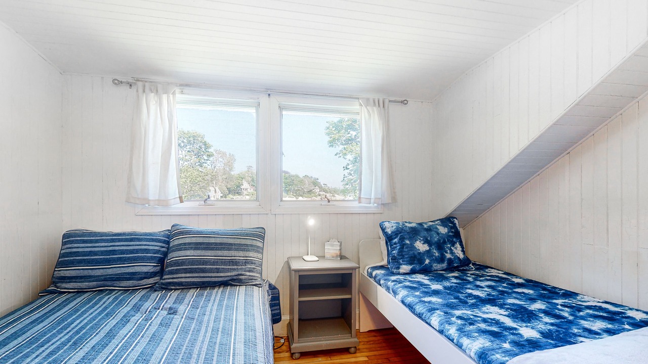 Photo of Bedroom in Manchester-by-the-Sea