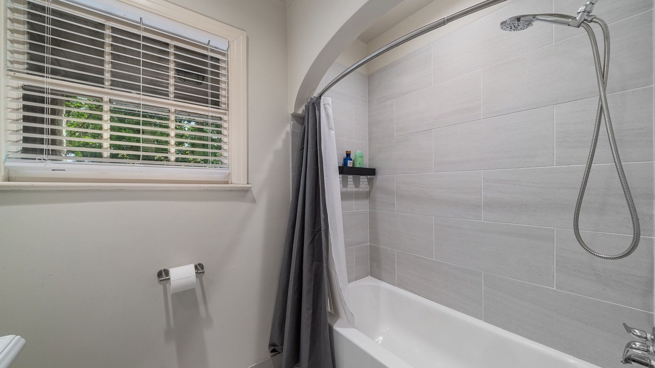 Photo of Bathroom in Oak Cliff