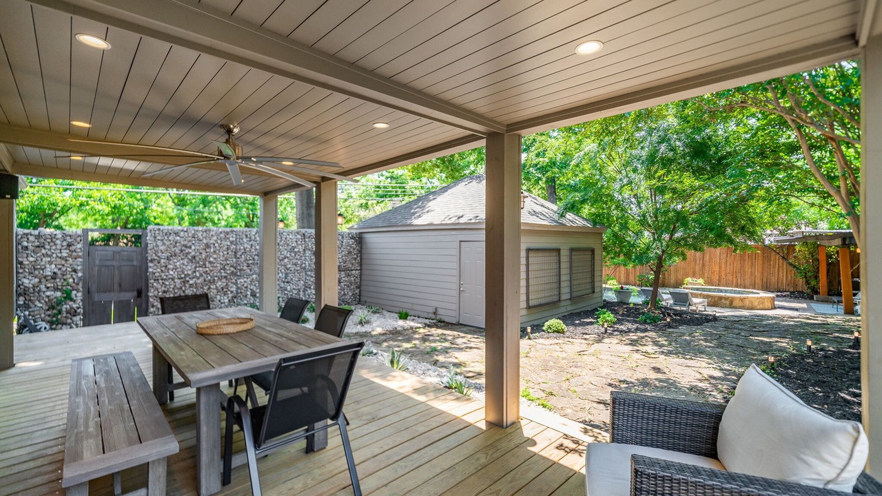 Photo of Outdoor in Oak Cliff