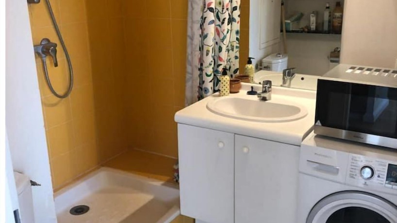 Photo of Bathroom in Silly-Gallieni