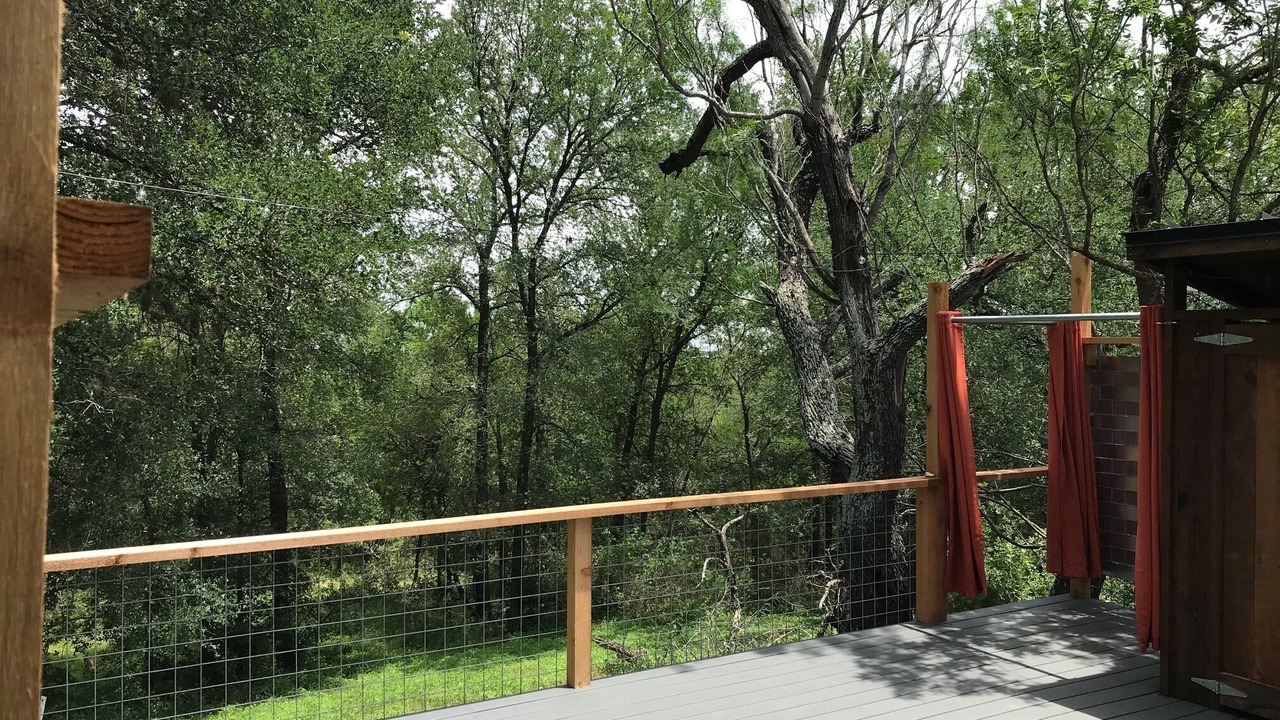 Photo of Outdoor in Lockhart