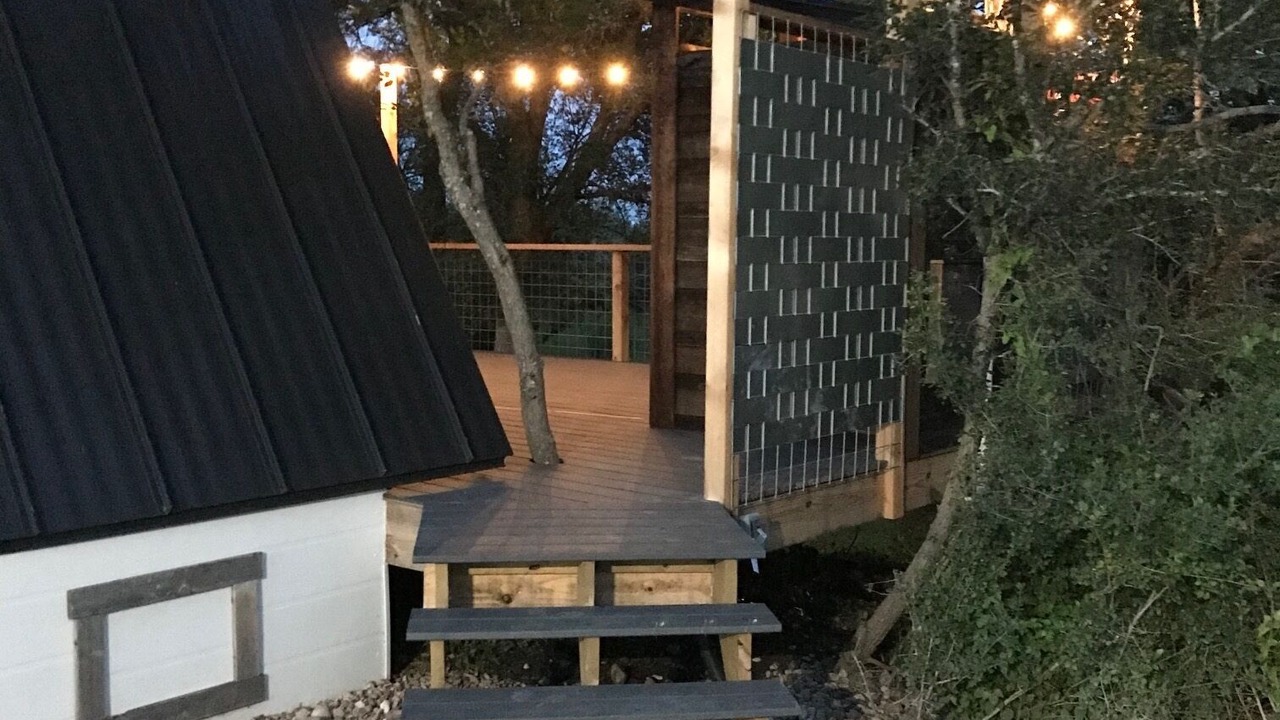 Photo of Outdoor in Lockhart