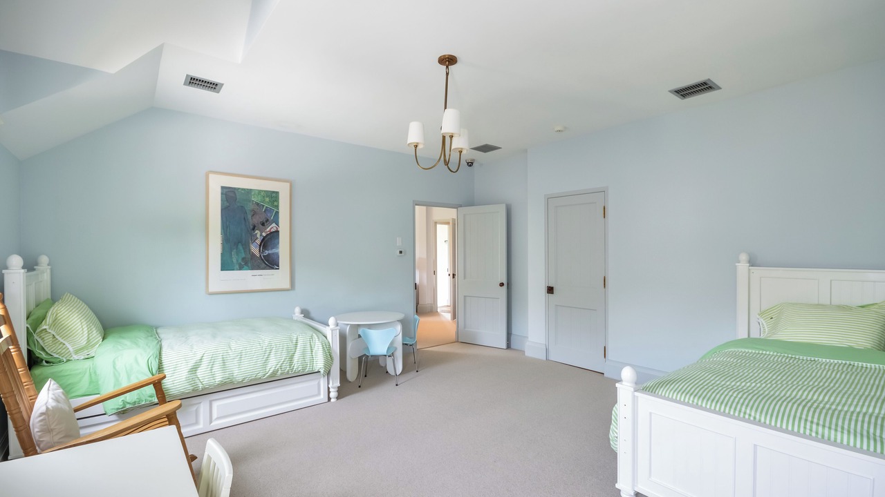 Photo of Bedroom in Mashpee Neck