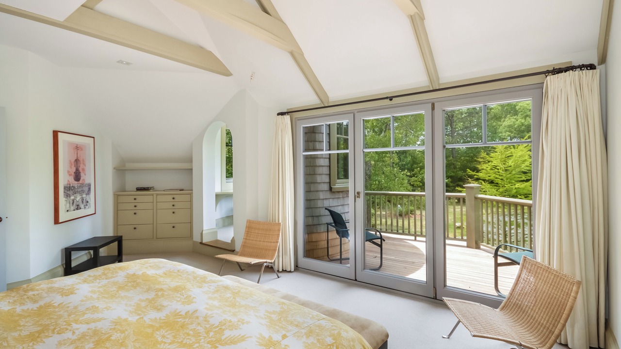 Photo of Bedroom in Mashpee Neck