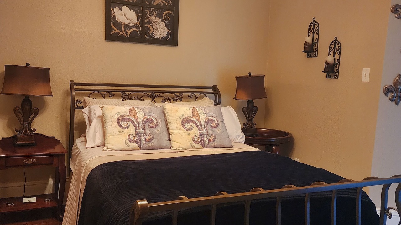 Photo of Bedroom in French Quarter