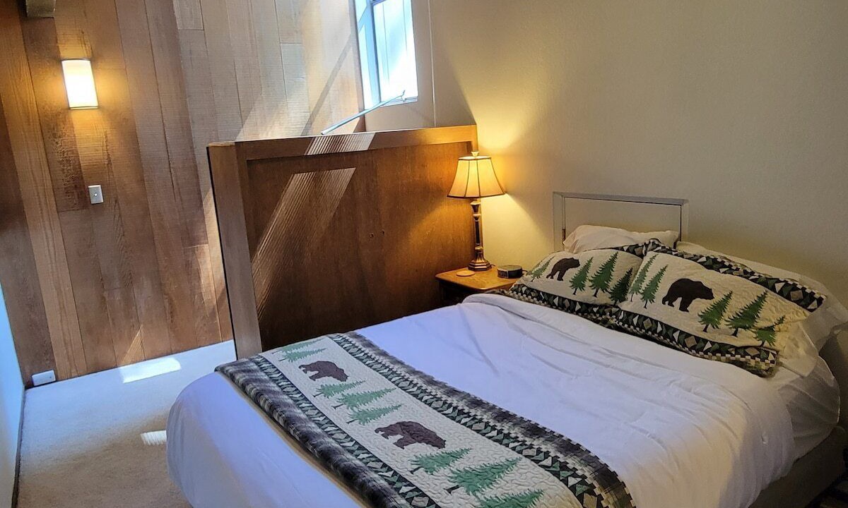 Photo of Bedroom in Kings Beach
