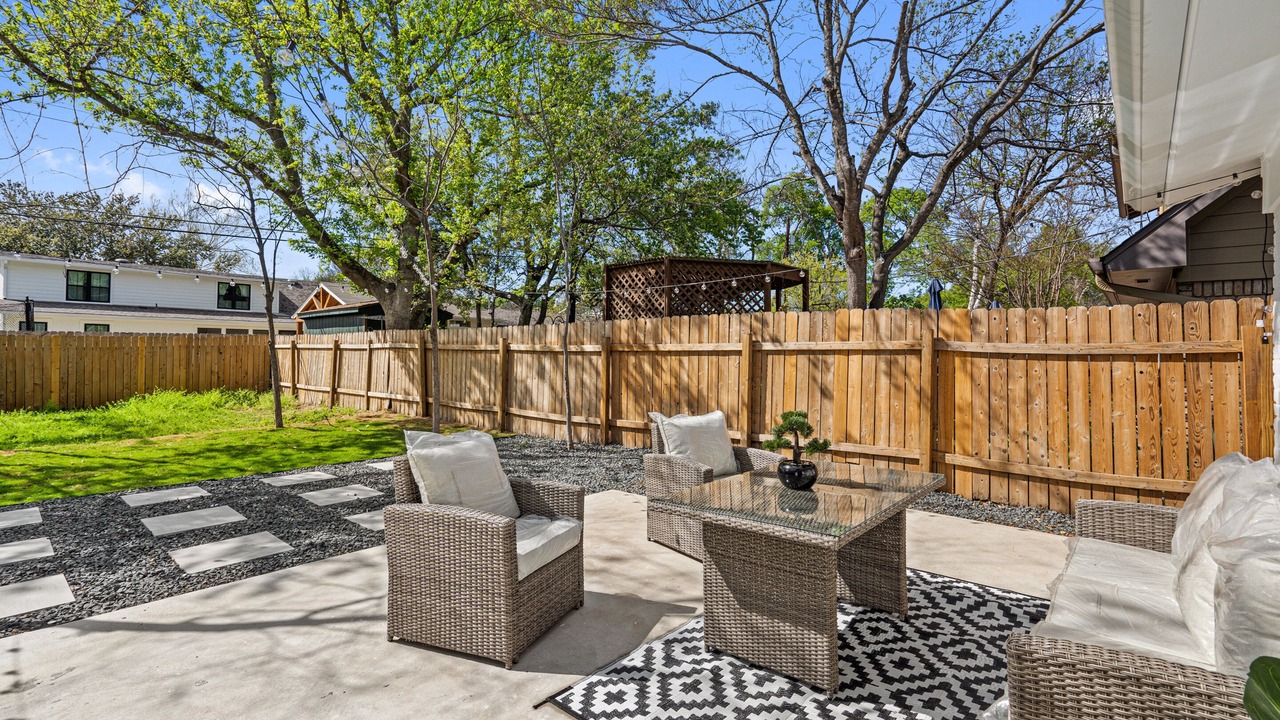 Photo of Patio Balcony in Allandale