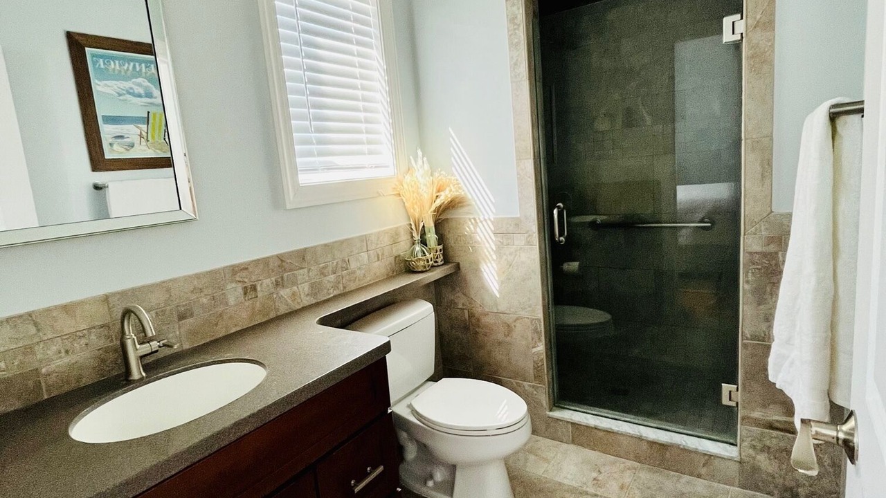 Photo of Bathroom in Caine Woods