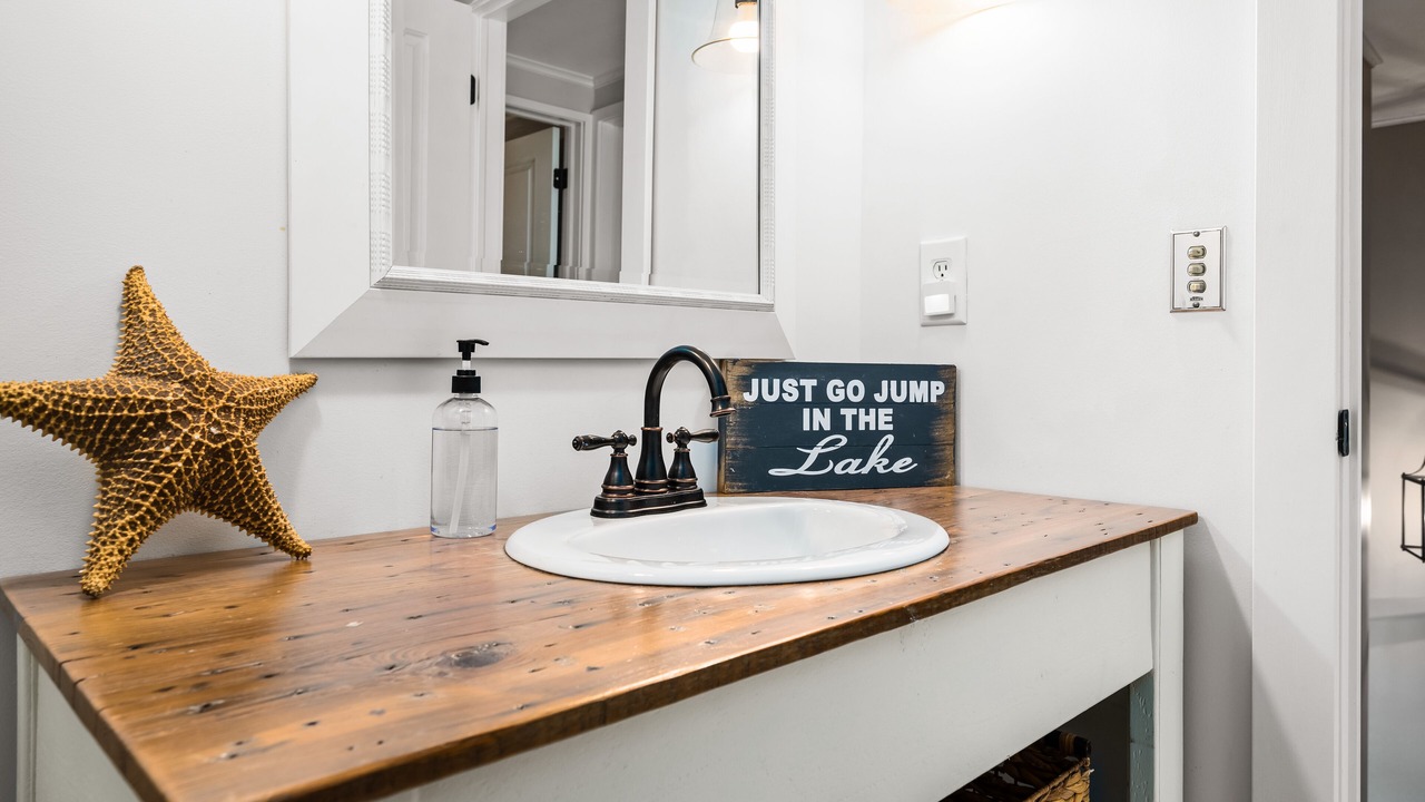 Photo of Bathroom in Kalkaska