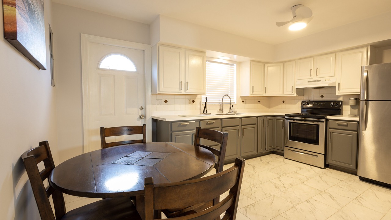 Photo of Kitchen in Lantana