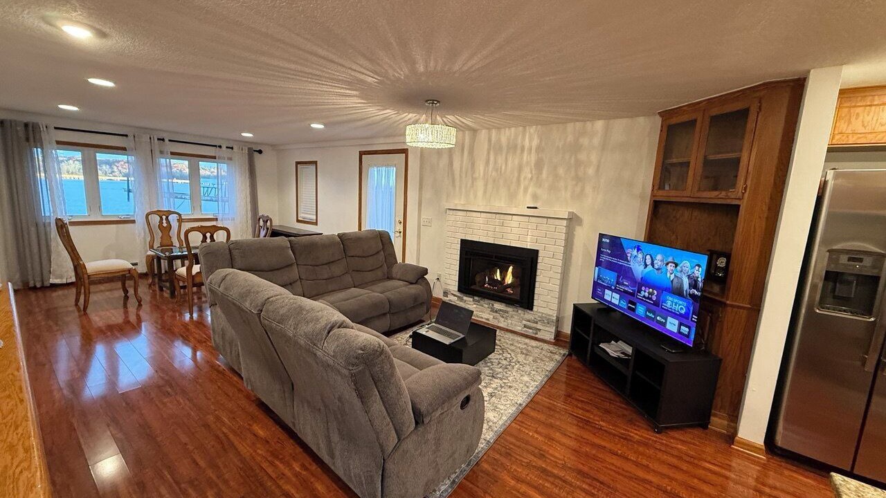 Photo of Livingroom in Mound