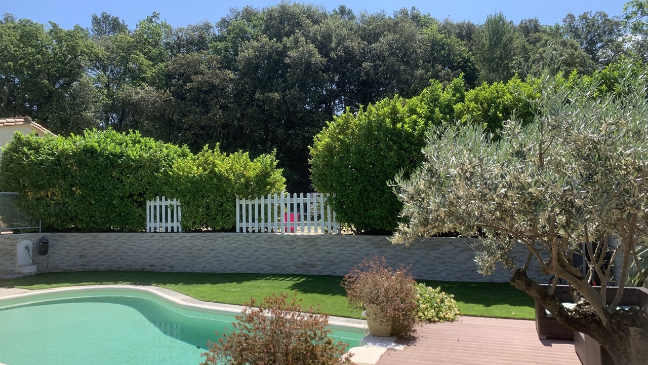 Photo of Outdoor in Saint-Victor-des-Oules
