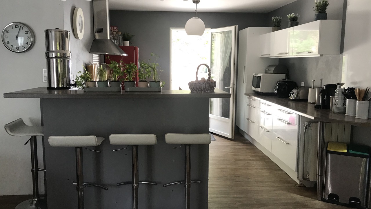Photo of Kitchen in Saint-Victor-des-Oules