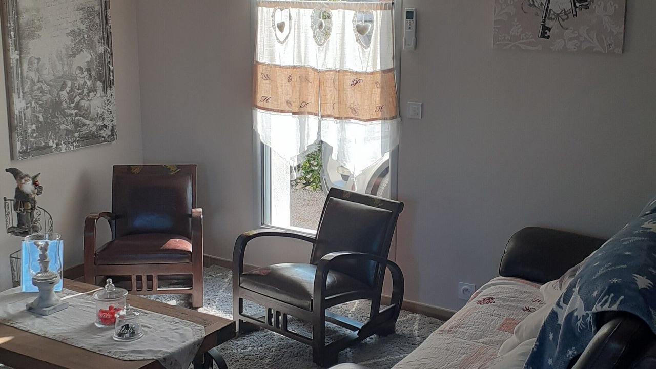 Photo of Livingroom in Montbazin