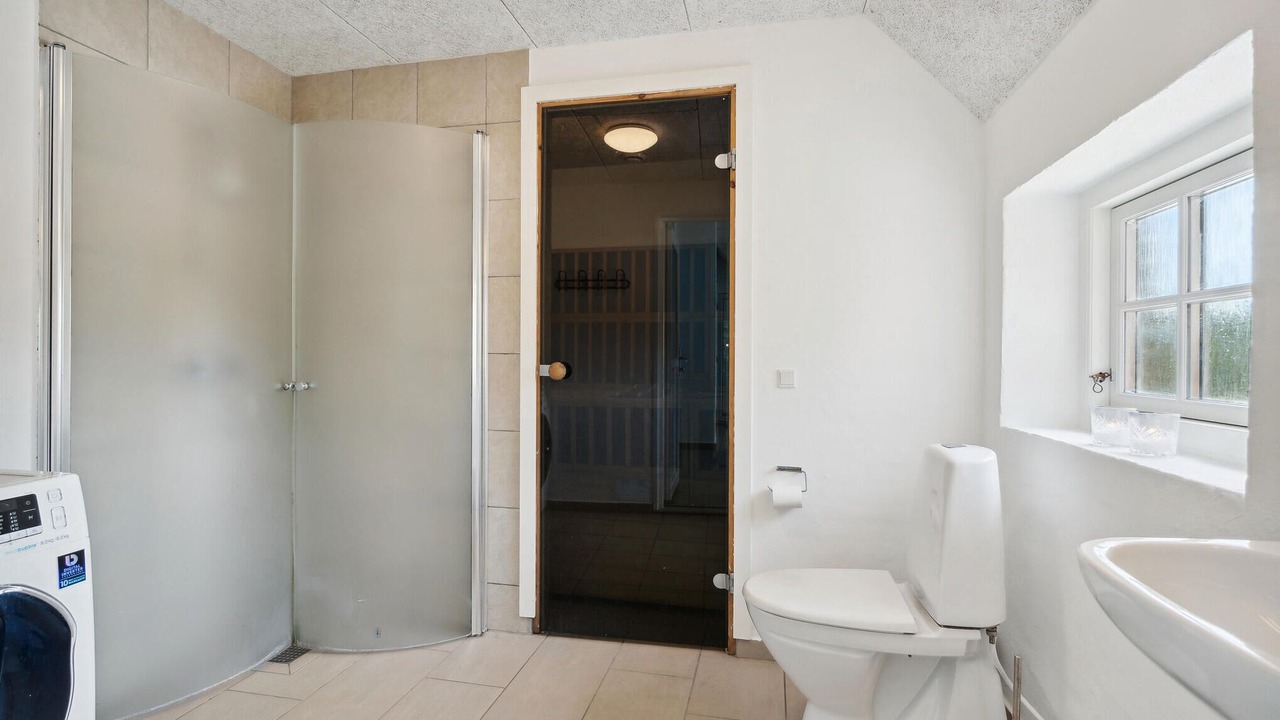 Photo of Bathroom in Øhuse