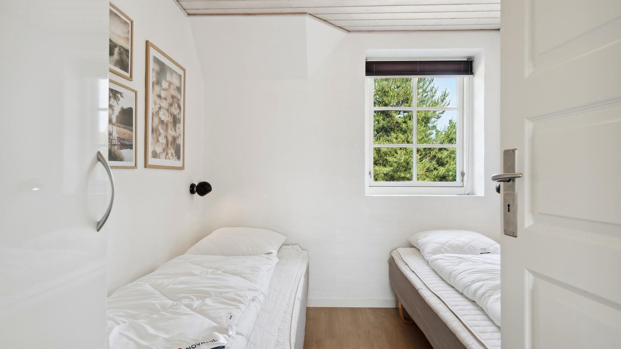 Photo of Others in Øhuse