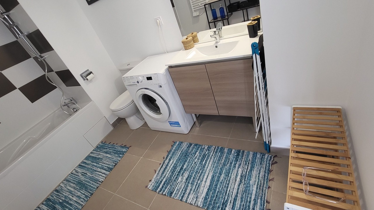 Photo of Bathroom in Monteux