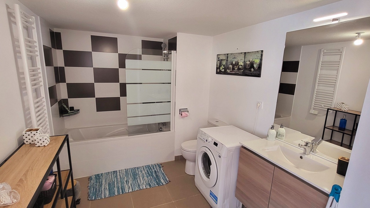 Photo of Bathroom in Monteux