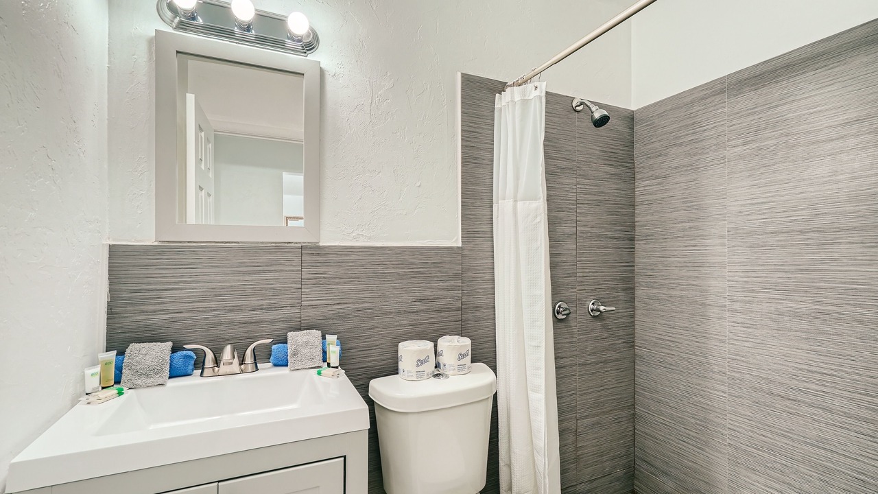 Photo of Bathroom in Palm Beach Shores