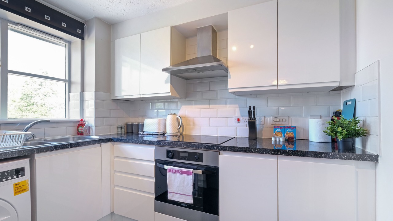 Photo of Kitchen in Enfield Lock