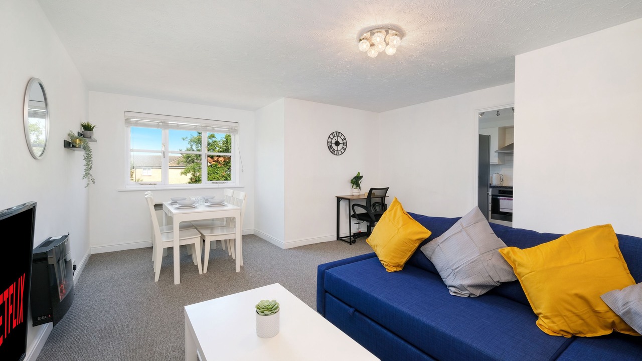 Photo of Livingroom in Enfield Lock