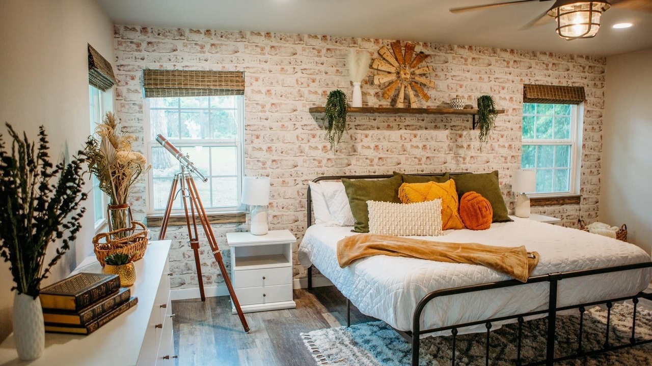 Photo of Bedroom in Larue