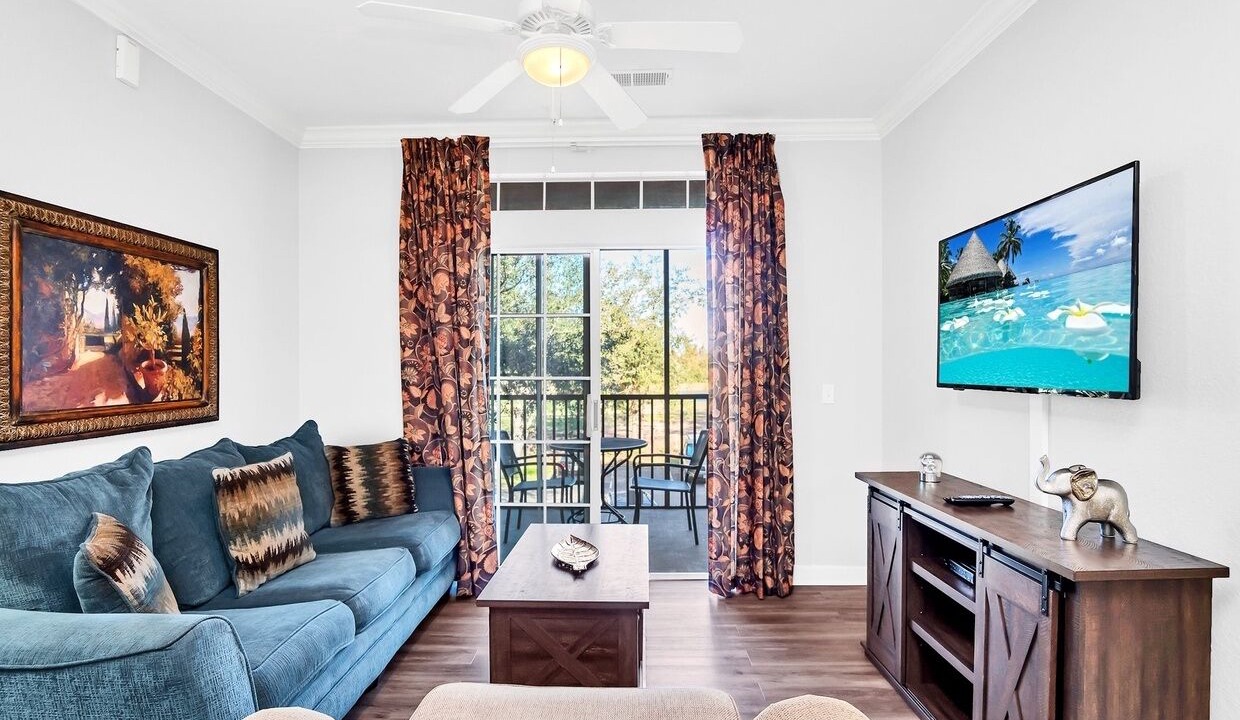 Photo of Livingroom in Four Corners