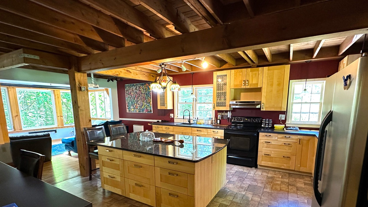 Photo of Others in Canadensis