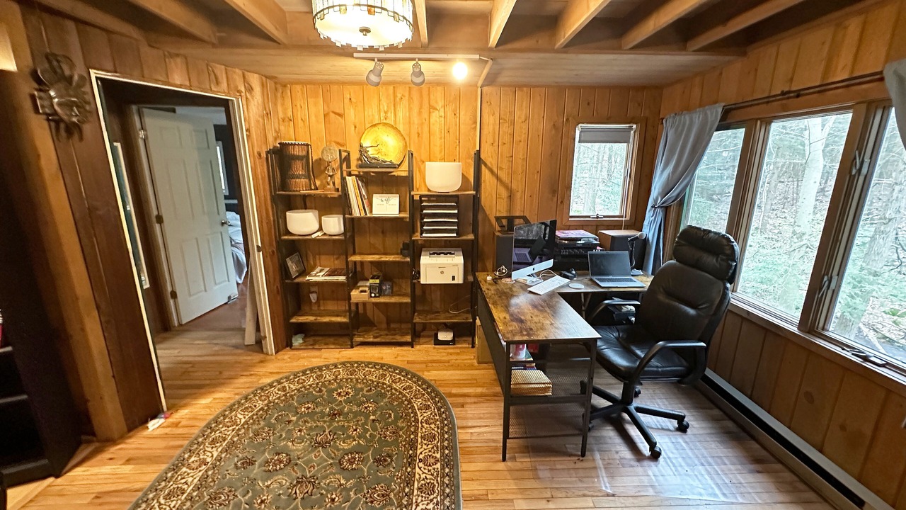 Photo of Others in Canadensis