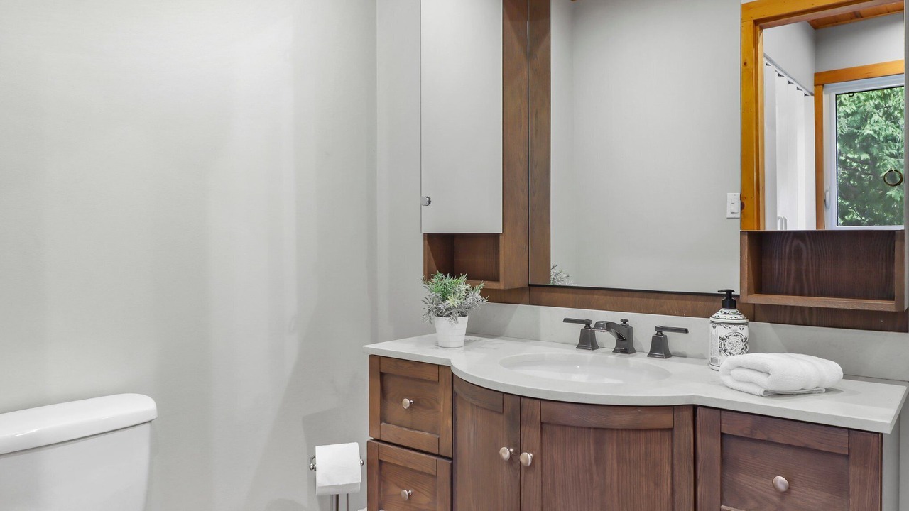 Photo of Bathroom in Ramara
