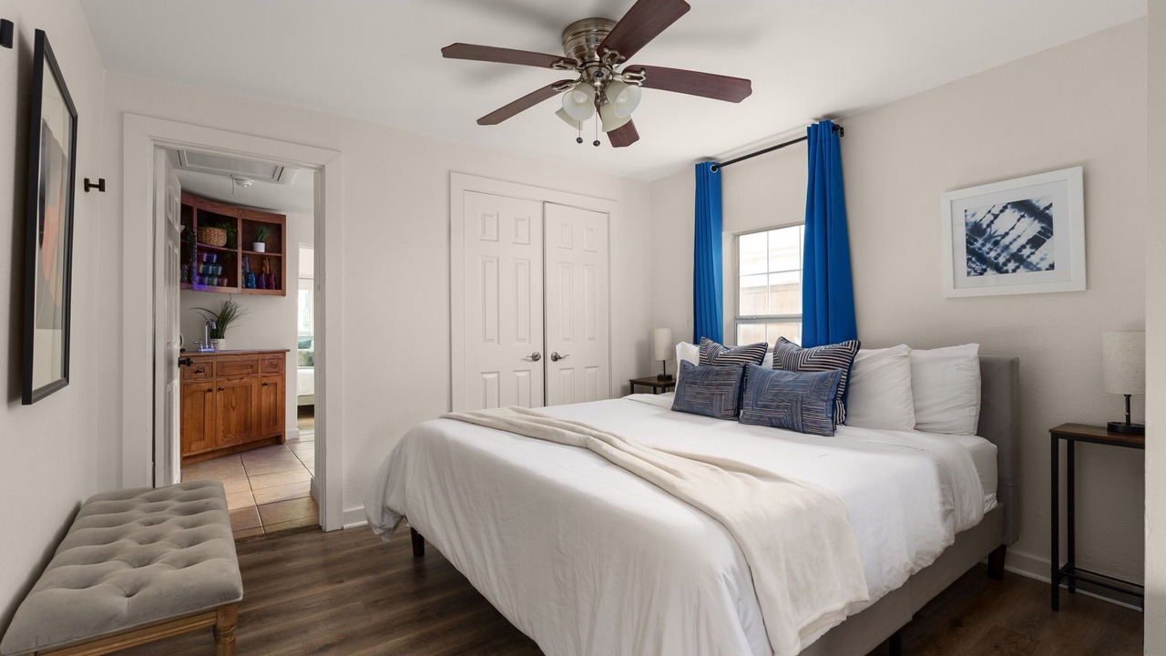Photo of Bedroom in East Cesar Chavez