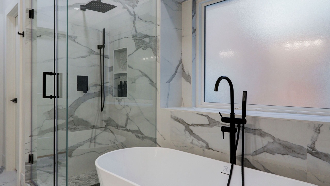 Photo of Bathroom in Memorial Parkway
