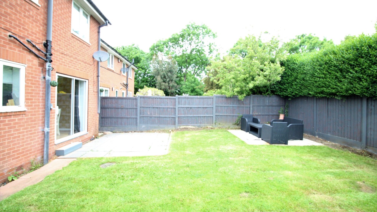 Photo of Others in Warmsworth