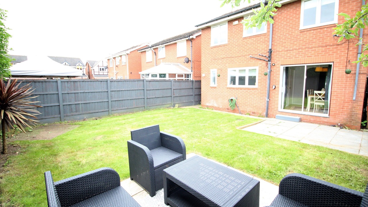 Photo of Others in Warmsworth