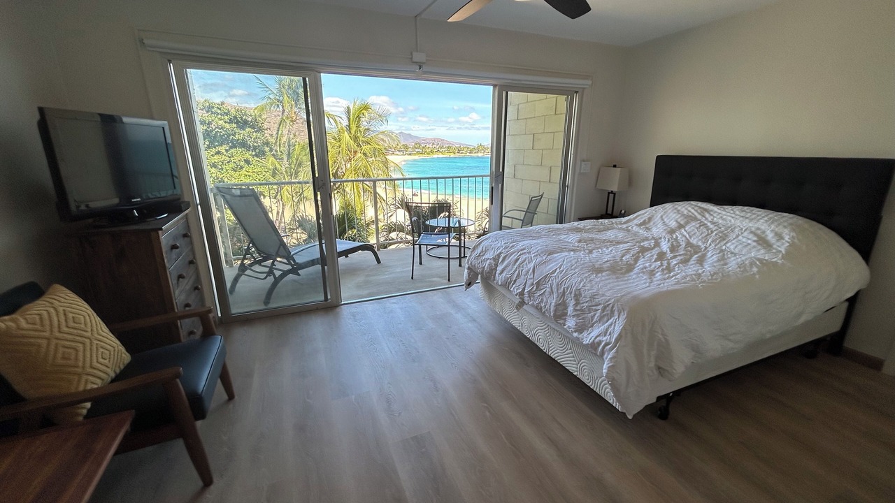 Photo of Bedroom in Makaha